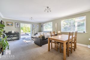 Living Room- click for photo gallery